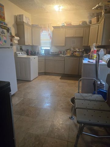 355 Medford St 1, Somerville, MA 02145