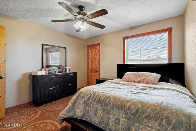 320 MIRASOL Drive, El Paso, TX 79907