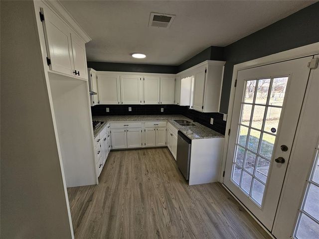 1305 Juniper Circle, Midwest City, OK 73110