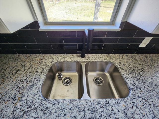 1305 Juniper Circle, Midwest City, OK 73110