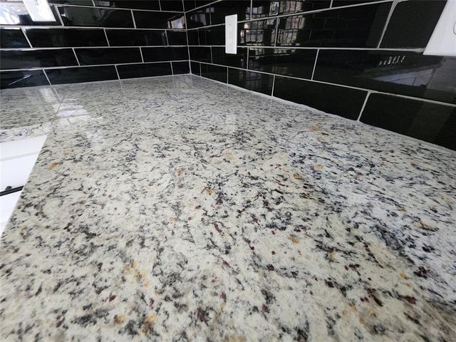 1305 Juniper Circle, Midwest City, OK 73110