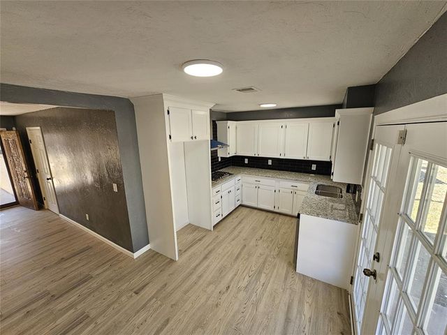 1305 Juniper Circle, Midwest City, OK 73110