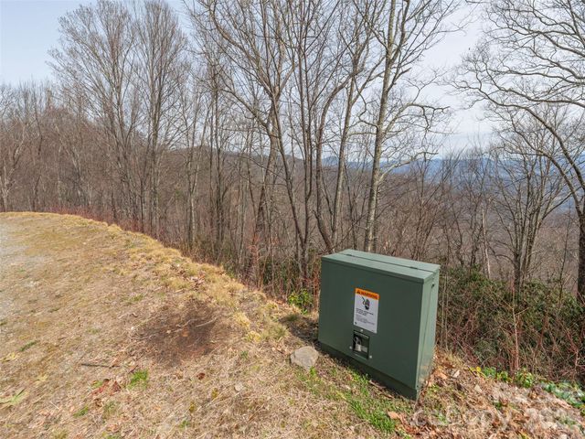 000 Sigogglin Road 17, Waynesville, NC 28786