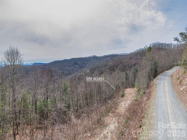 000 Sigogglin Road 17, Waynesville, NC 28786