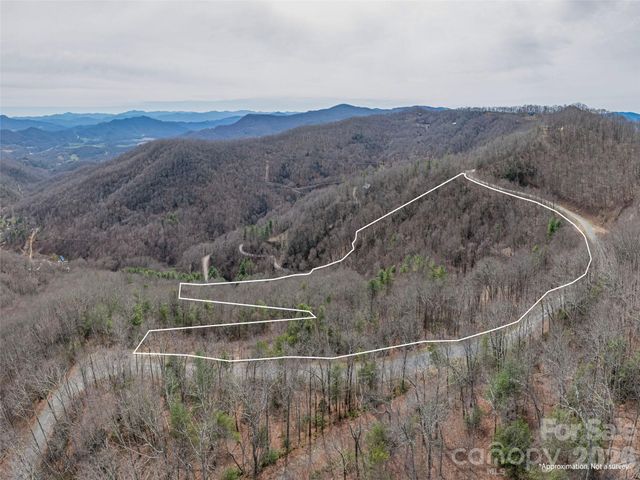 000 Sigogglin Road 17, Waynesville, NC 28786