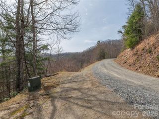 000 Sigogglin Road 17, Waynesville, NC 28786