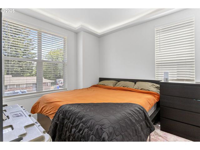 7557 N GILBERT Ave, Portland, OR 97203