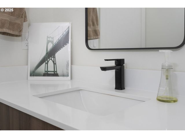 7557 N GILBERT Ave, Portland, OR 97203