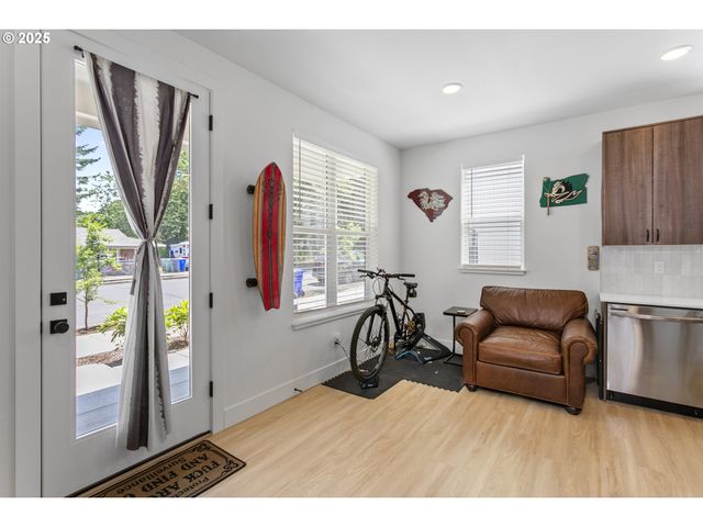 7557 N GILBERT Ave, Portland, OR 97203