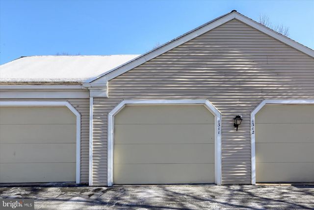 1311 CAMBRIDGE CT, Palmyra, PA 17078