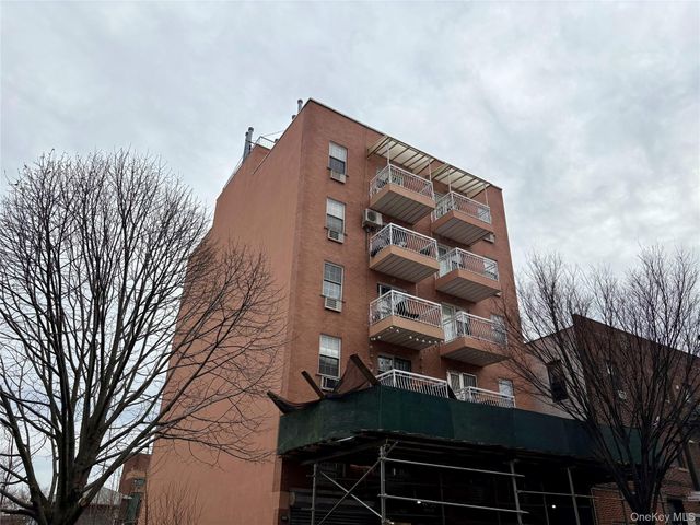 41-35 67th Street 6C, Woodside, NY 11377