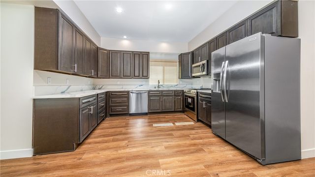 17158 Chatsworth Street 4, Granada Hills, CA 91344