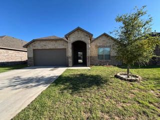 816 N 3rd Street, Wolfforth, TX 79382