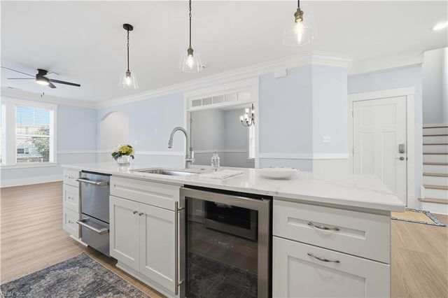 861 Little Bay AVE, Norfolk, VA 23503