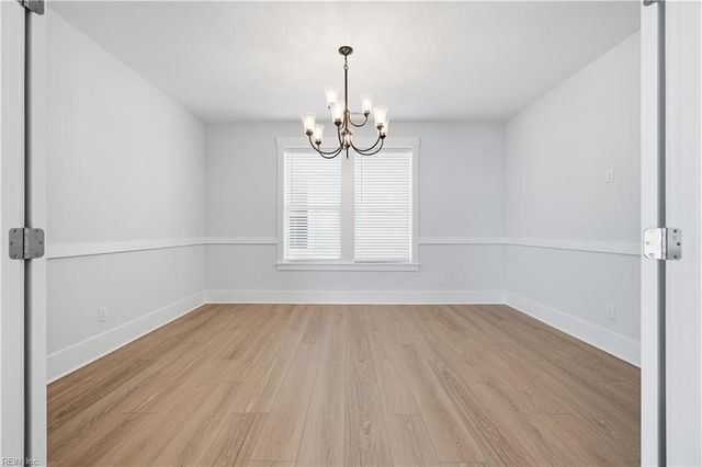861 Little Bay AVE, Norfolk, VA 23503