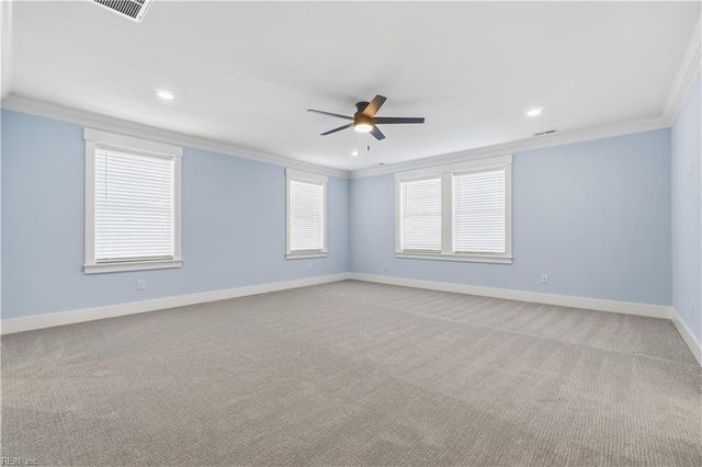 861 Little Bay AVE, Norfolk, VA 23503