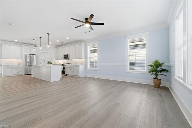 861 Little Bay AVE, Norfolk, VA 23503