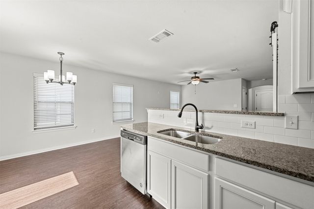236-238 W Lake 236, Sherman, TX 75090