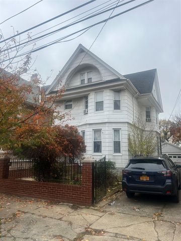 9432 86 Avenue, Woodhaven, NY 11421