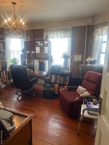 9432 86 Avenue, Woodhaven, NY 11421