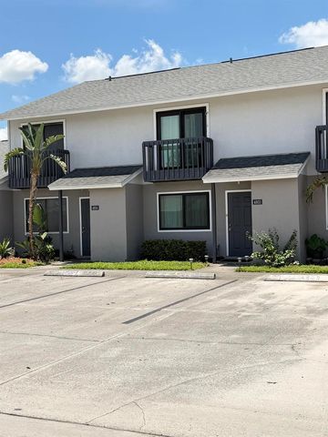 4803 Pier Drive, Greenacres, FL 33463