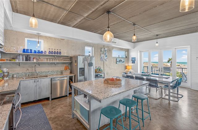 3303 On The Beach Dr, Port Aransas, TX 78373