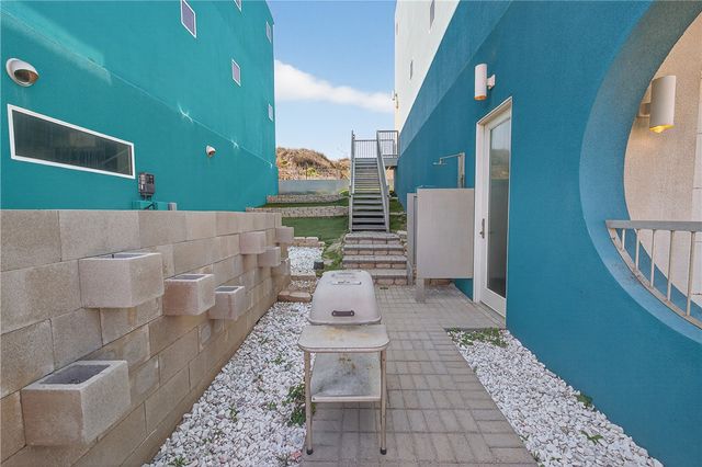 3303 On The Beach Dr, Port Aransas, TX 78373