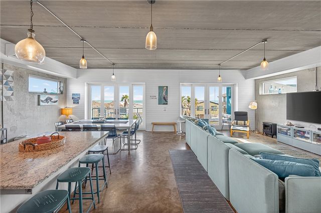 3303 On The Beach Dr, Port Aransas, TX 78373