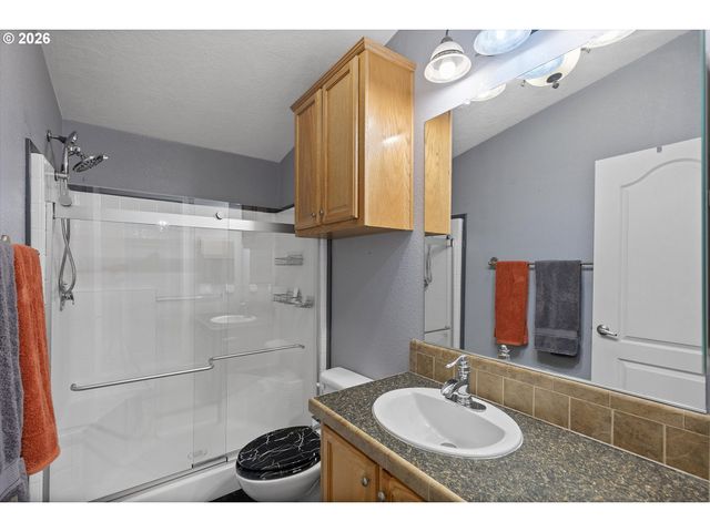 2854 Ne 46TH Loop, Lincoln City, OR 97367