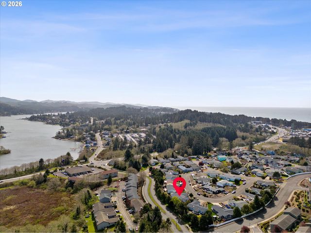 2854 Ne 46TH Loop, Lincoln City, OR 97367