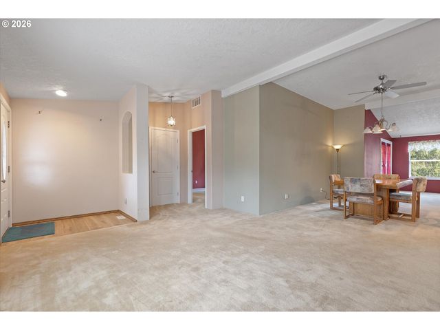 2854 Ne 46TH Loop, Lincoln City, OR 97367