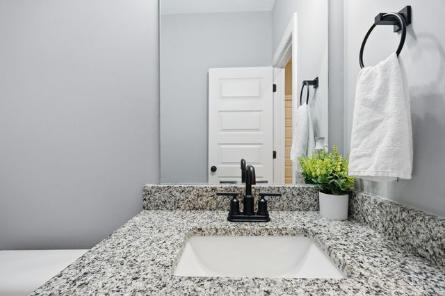 9716 WOODLAND FOX LN S, Cordova, TN 38018