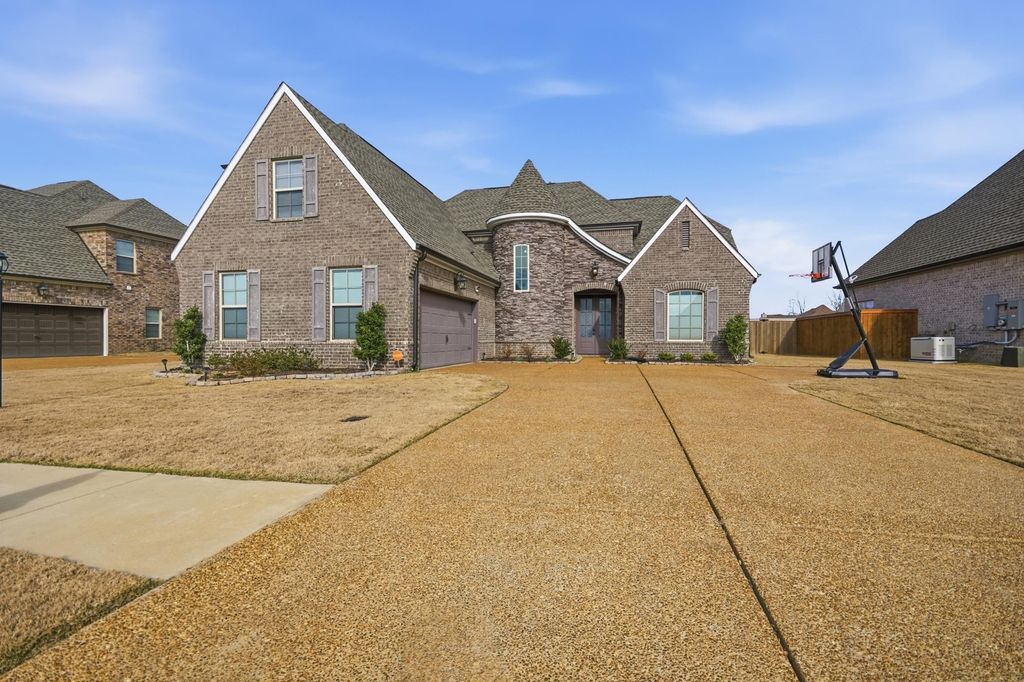 9716 WOODLAND FOX LN S, Cordova, TN 38018