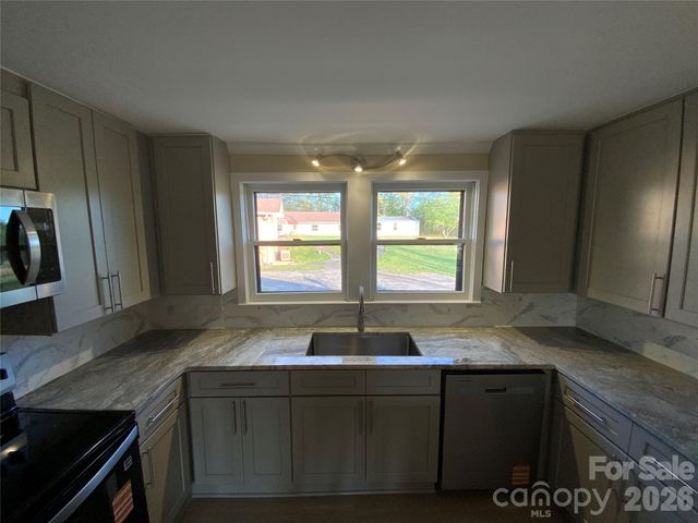 310 Horn Bottom Road, Forest City, NC 28043
