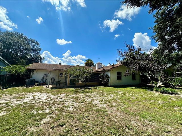 723 GASTON FOSTER ROAD, Orlando, FL 32807