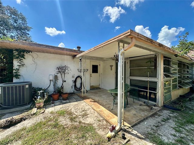 723 GASTON FOSTER ROAD, Orlando, FL 32807