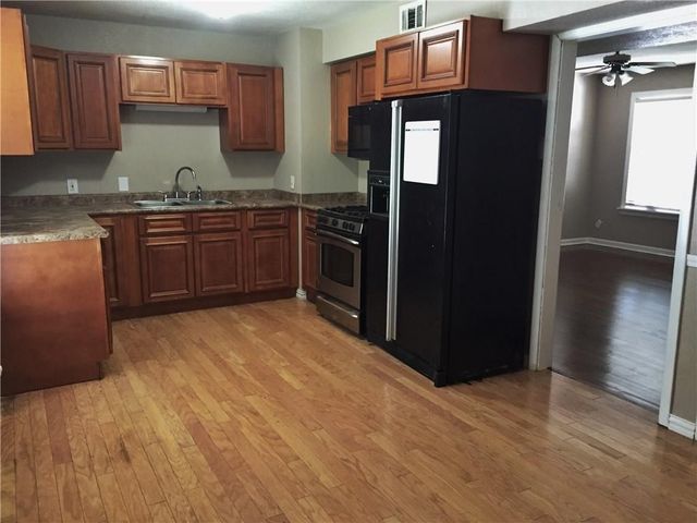 216 Elm Street, Hurst, TX 76053