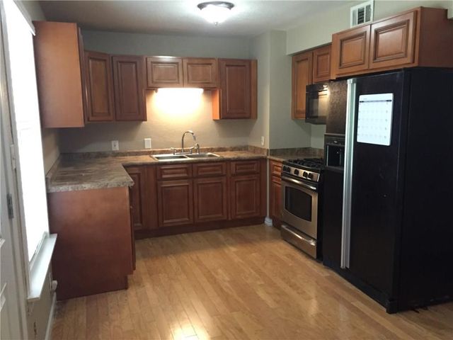 216 Elm Street, Hurst, TX 76053