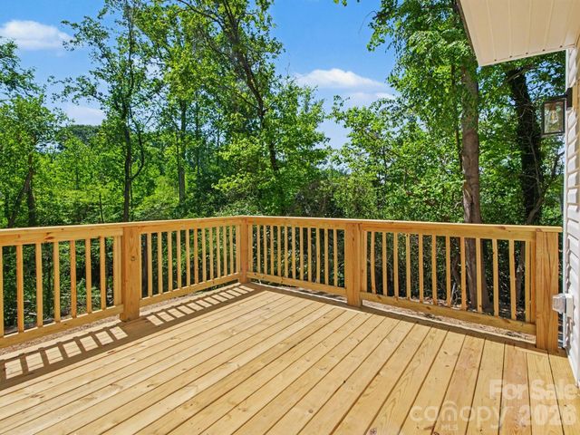 2728 Crawford Avenue, Gastonia, NC 28052