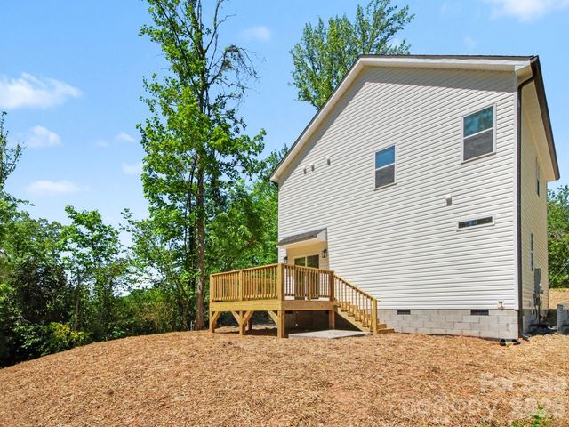 2728 Crawford Avenue, Gastonia, NC 28052