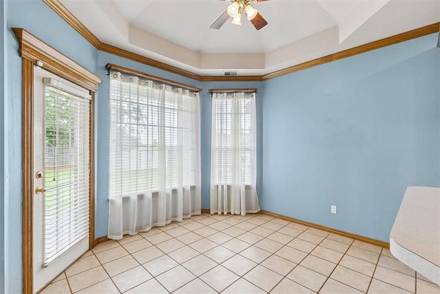 1401 Continental Way, Mustang, OK 73064