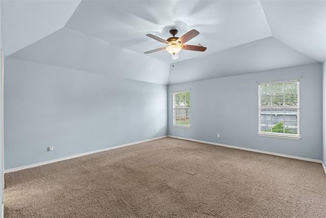 1401 Continental Way, Mustang, OK 73064