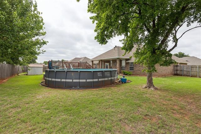 1401 Continental Way, Mustang, OK 73064