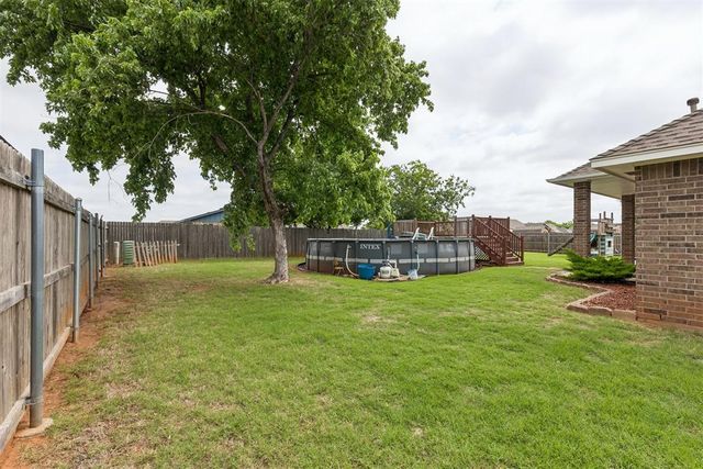 1401 Continental Way, Mustang, OK 73064