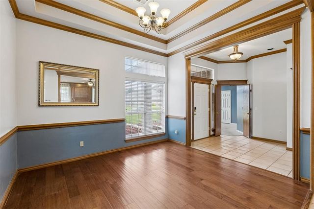 1401 Continental Way, Mustang, OK 73064