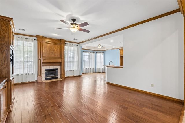 1401 Continental Way, Mustang, OK 73064