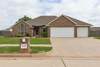 1401 Continental Way, Mustang, OK 73064