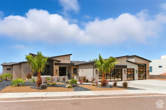 951 N GRAND HEIGHTS DR, St. George, UT 84770