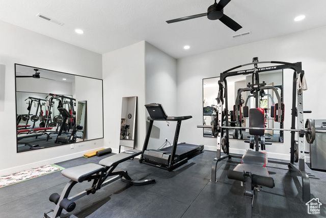 951 N GRAND HEIGHTS DR, St. George, UT 84770