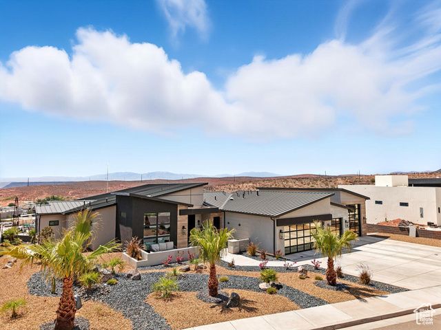 951 N GRAND HEIGHTS DR, St. George, UT 84770